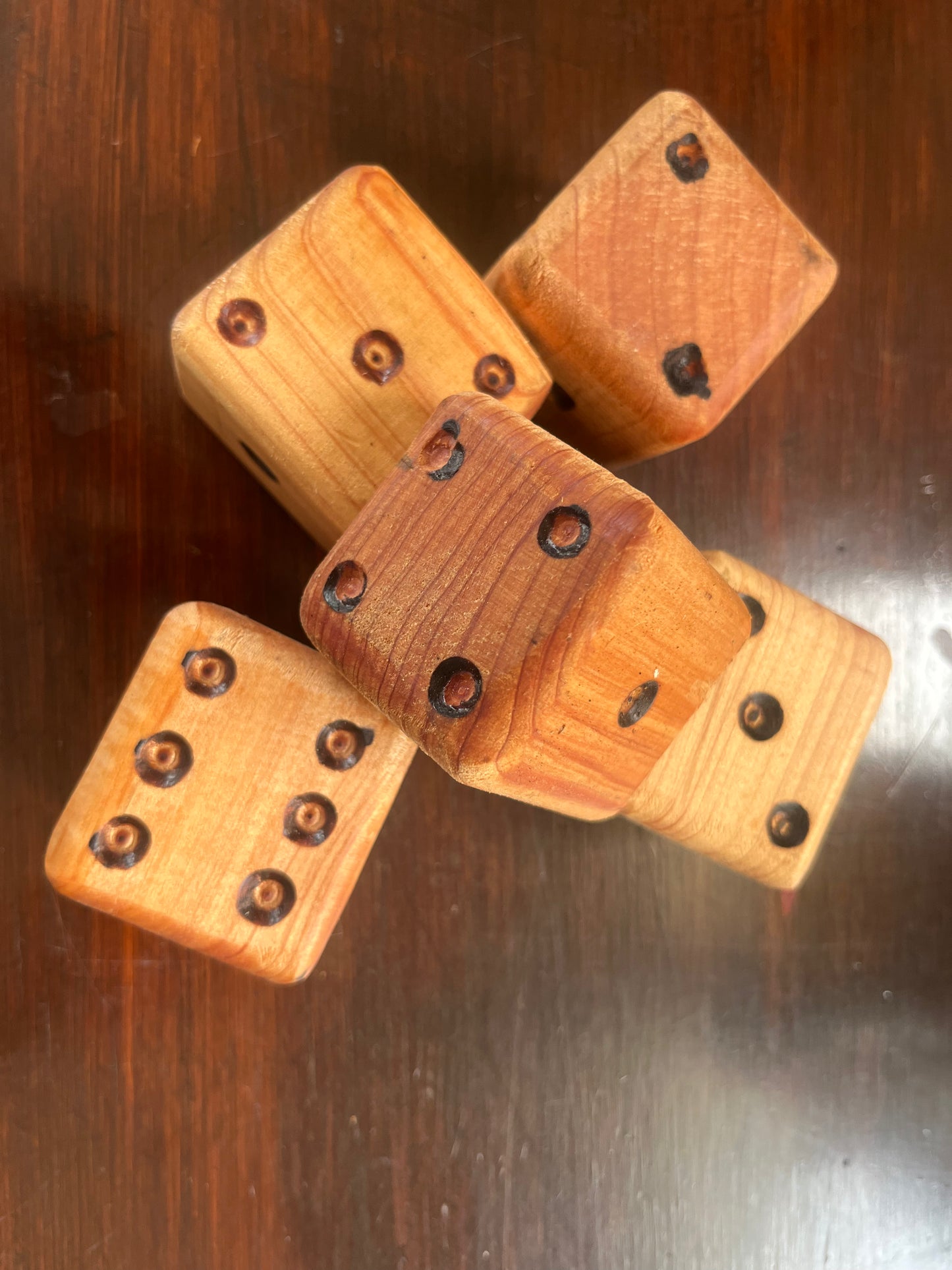 Macrocarpa 5 Dice Yard Game